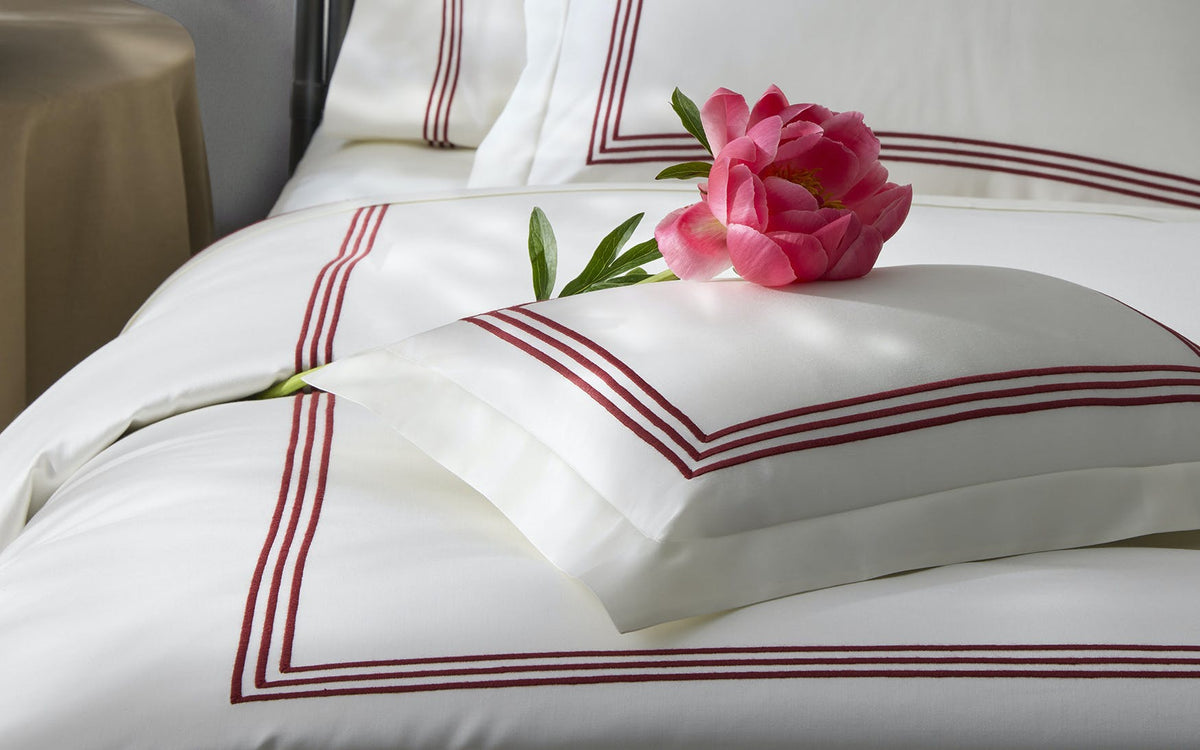 Matouk Bel Tempo Nocturne Bedding - Ivory/Red