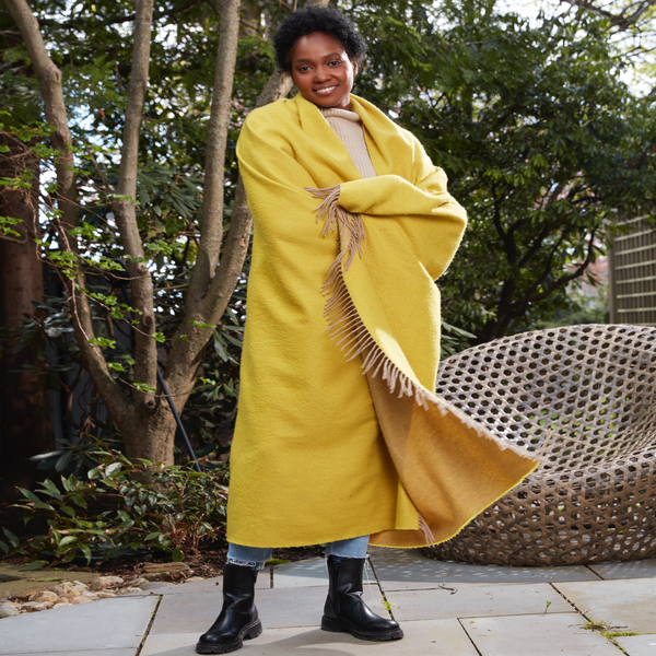 Matouk Paley Throws (Yellow/Natural) Luxury Pure Cashmere Throw