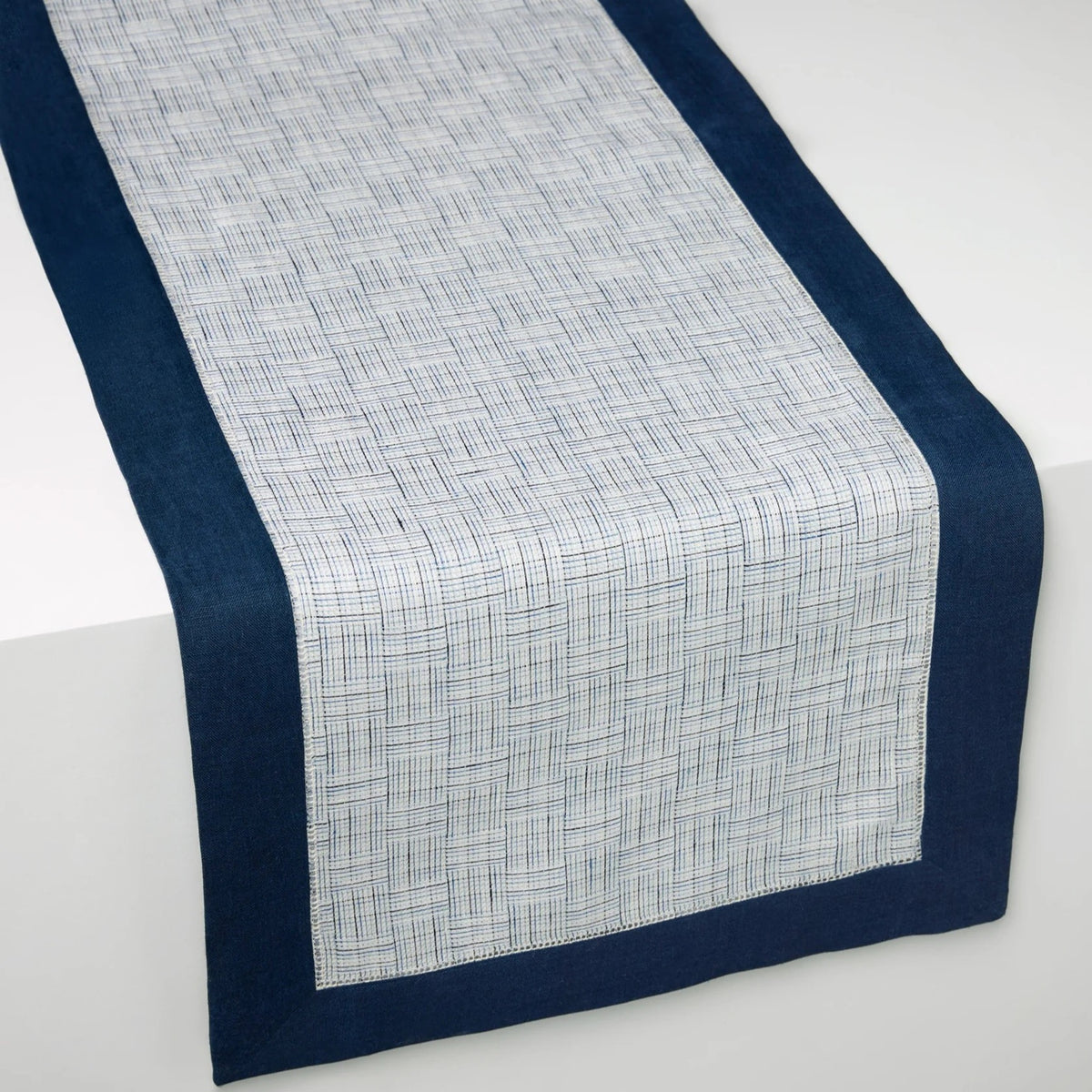 Table Runner of Sferra Mikelina Table Linens in Color Navy