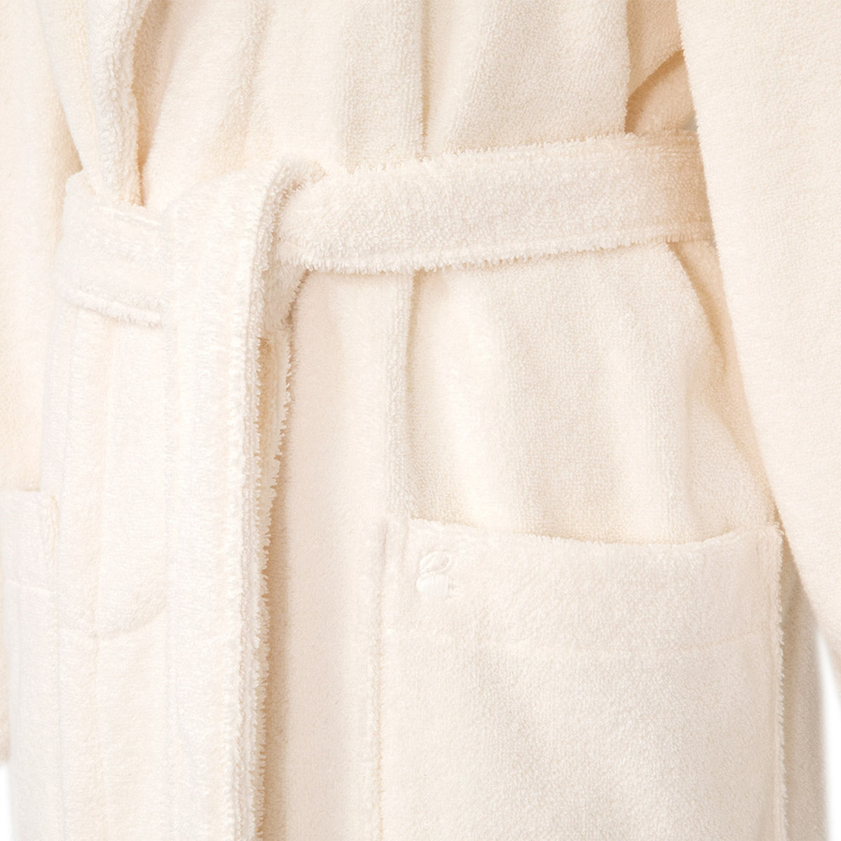 Close Up Image of Yves Delorme Etoile Bath Robe in Color Nacre