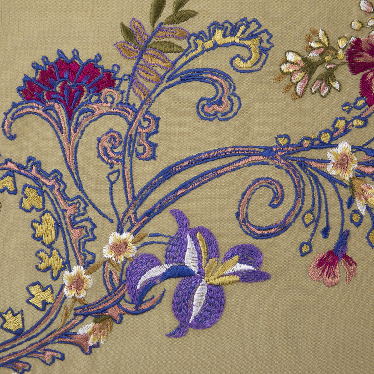 Embroidery Detail of Yves Delorme Romances Decorative Pillow