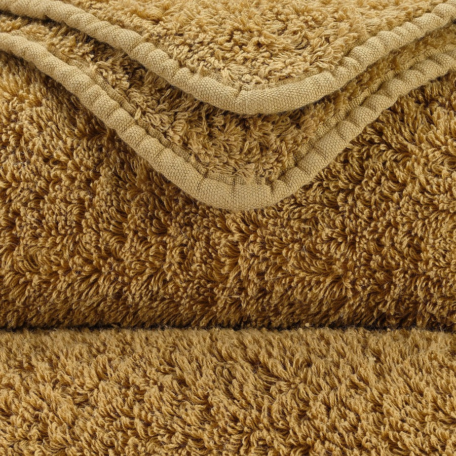 Abyss Super Pile Bath Towels Gold Fine Linens Swatch