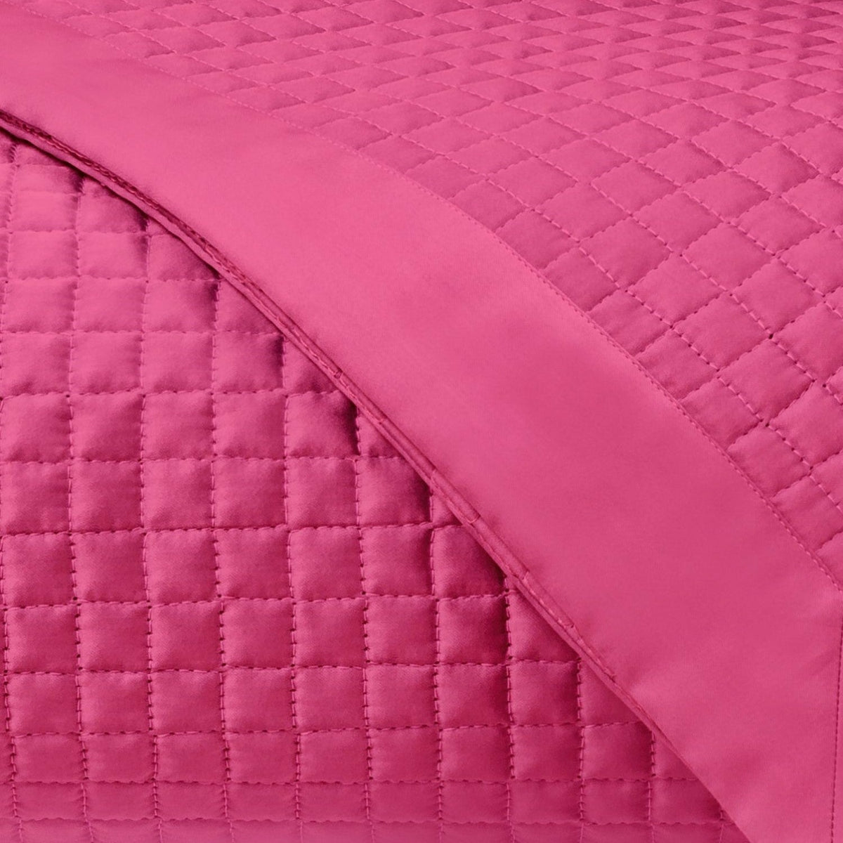 Home Treasures Deluxe Quilted Bedding Swatch Bri Pink Fine Linens