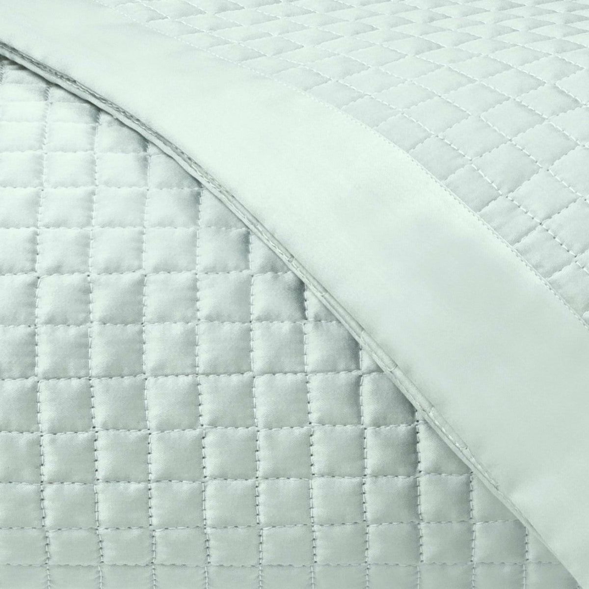 Home Treasures Deluxe Quilted Bedding Swatch Eucalipto Fine Linens