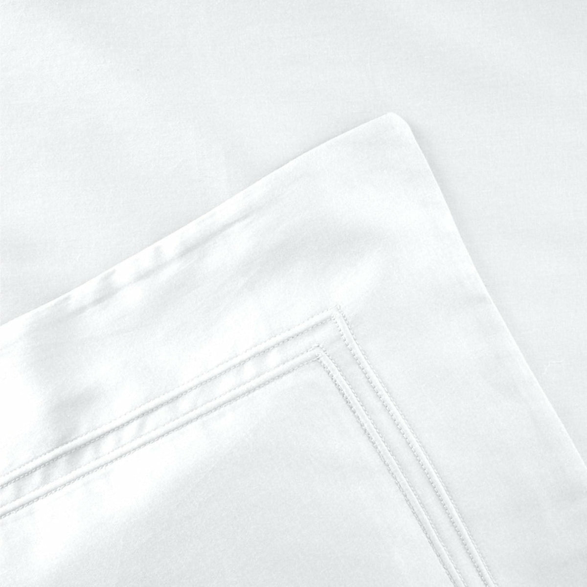 Yves Delorme Triomphe Swatch Blanc Fine Linens