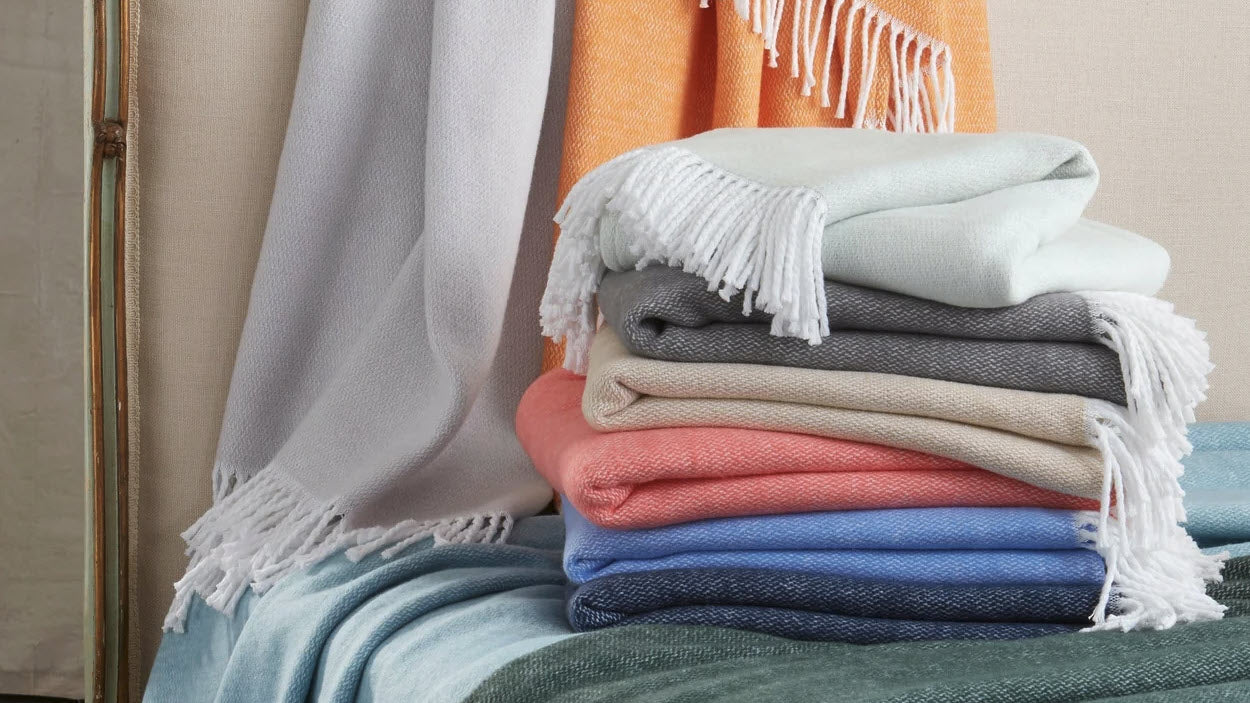 Unwrapping Affordable Luxury in our Holiday 2023 Gift Guide