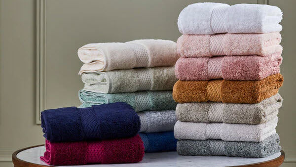 Yves Delorme Etoile Towels: A Blend of Luxury and Performance