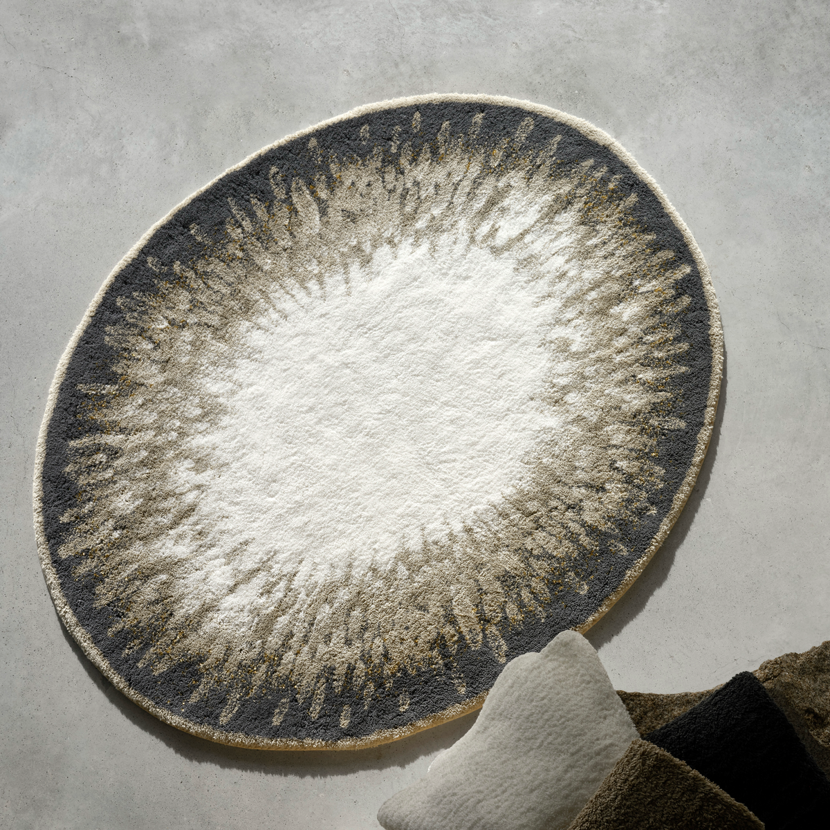 Top view of Taupe colored Abyss Habidecor Atom Bath Rug