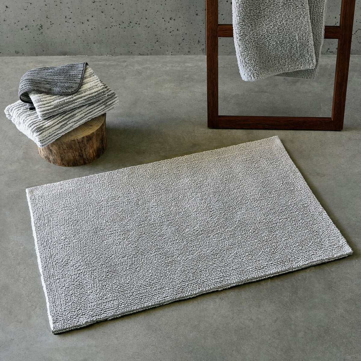Lifestyle Shot of Abyss Habidecor Bay Bath Rugs in Color White