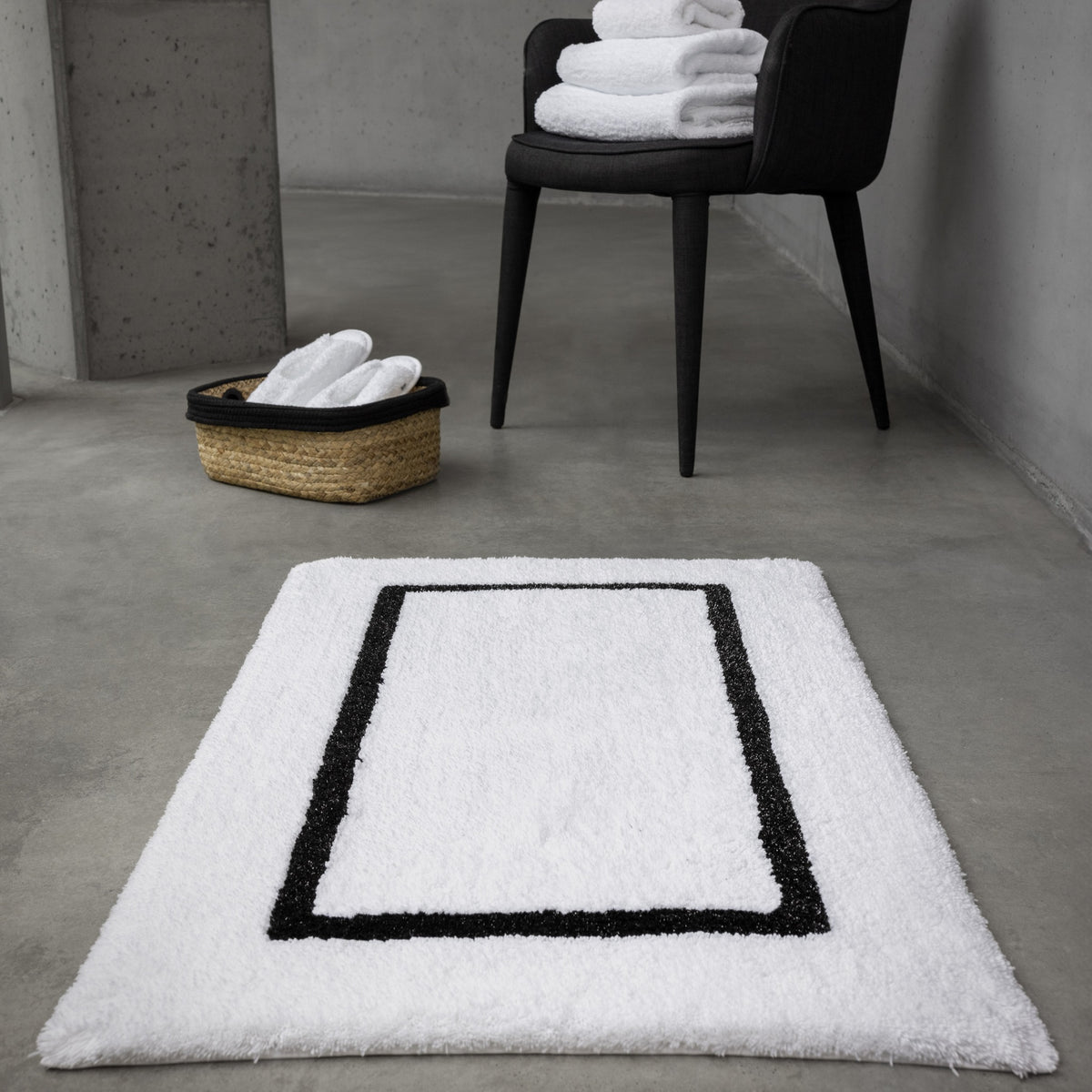 Lifestyle Shot of Abyss Habidecor Karat Bath Rug in Color Black (990)