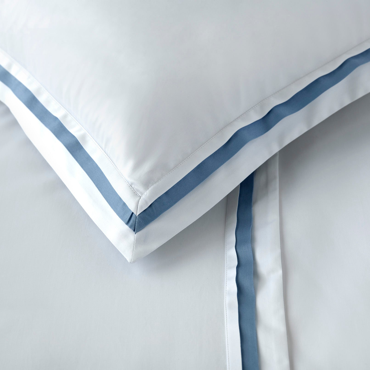 Closeup of Tivoli 750 thread count Amalia Eden Sea Island Cotton Bedding