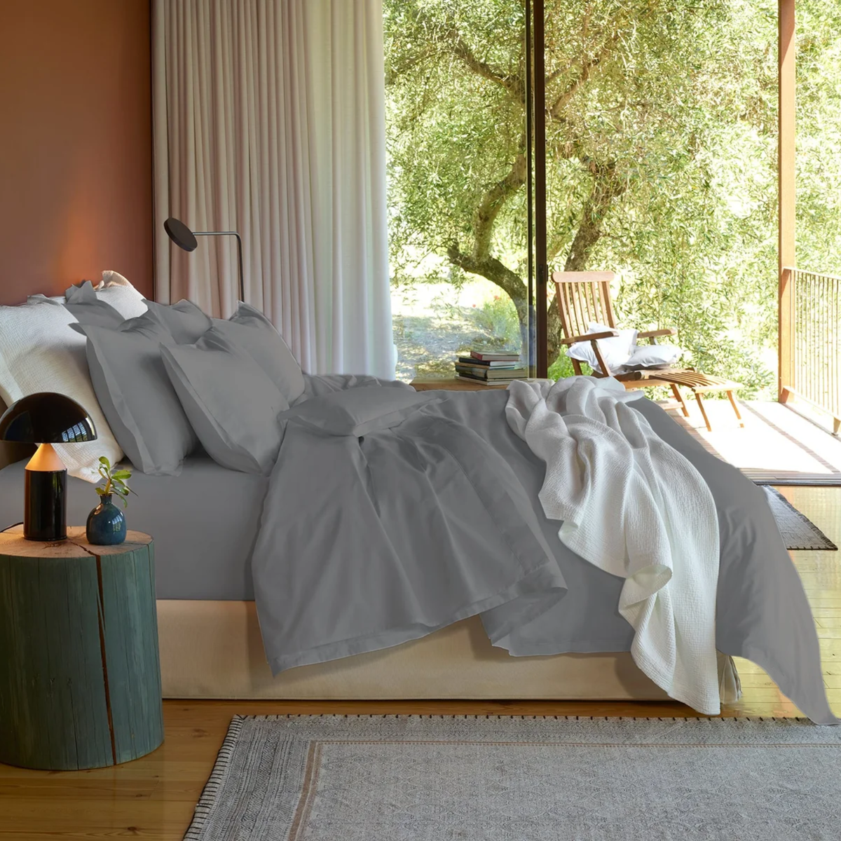 A bed with Dove Giza 94 Egyptian Cotton percale Amalia Fresco Bedding