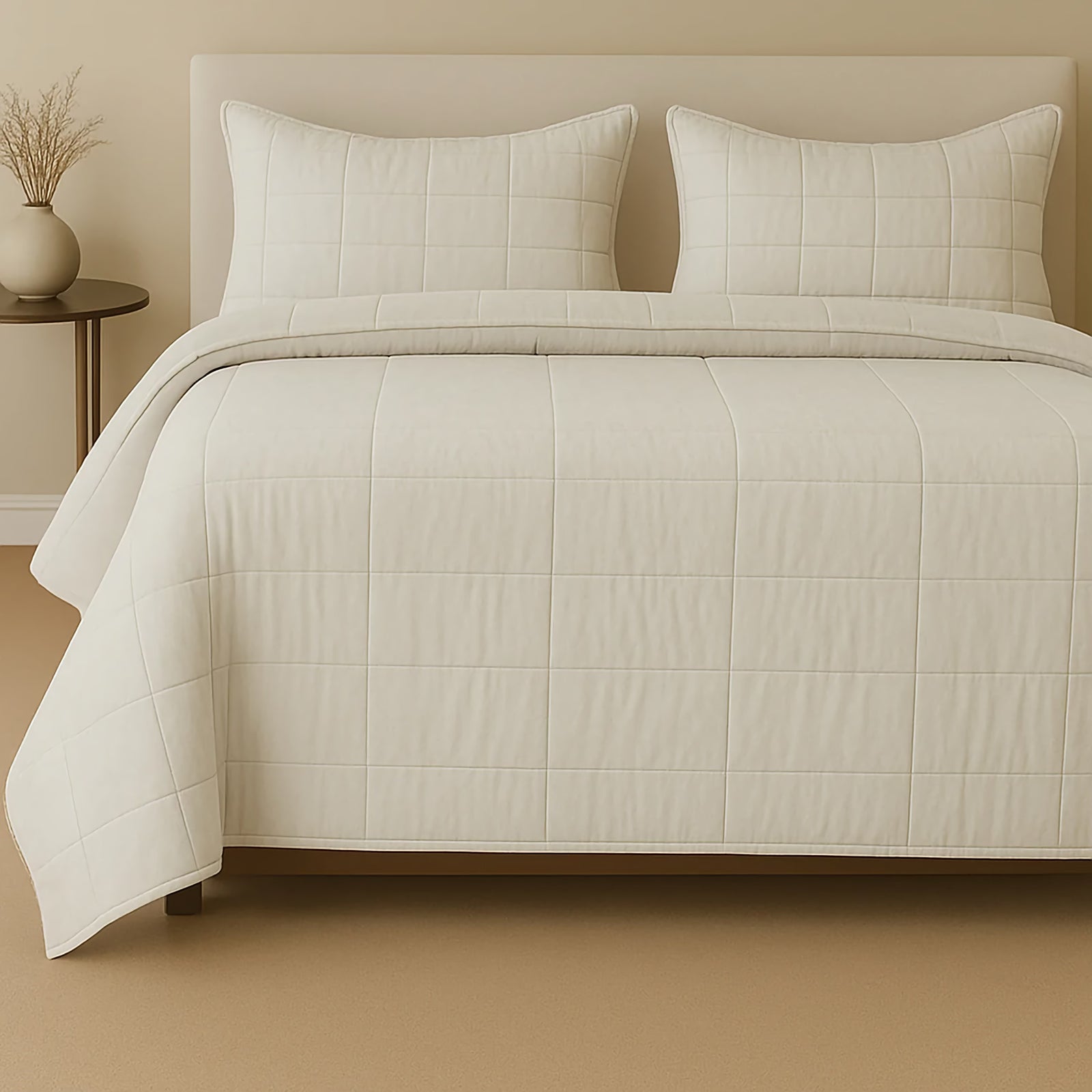 Bed wit...