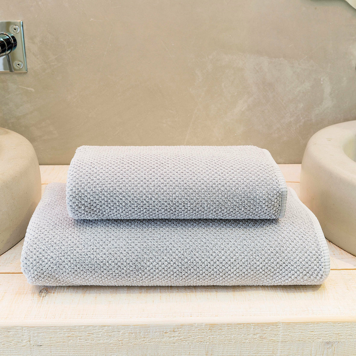 Graccioza Bee Waffle Towels Lifestyle 3 Fine Linens