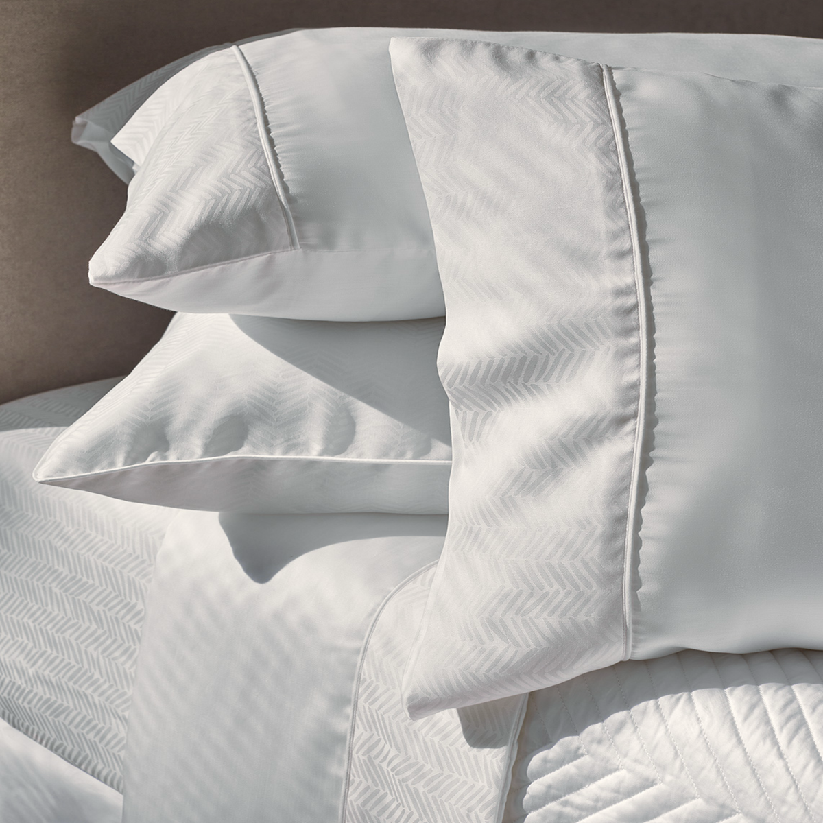 Pearl BOVI Olivia Bedding Beautiful Borders