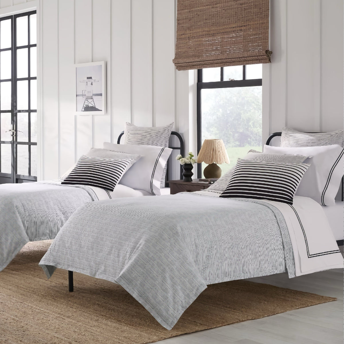 White and Black Sferra Arzano Bedding with Coordinates 