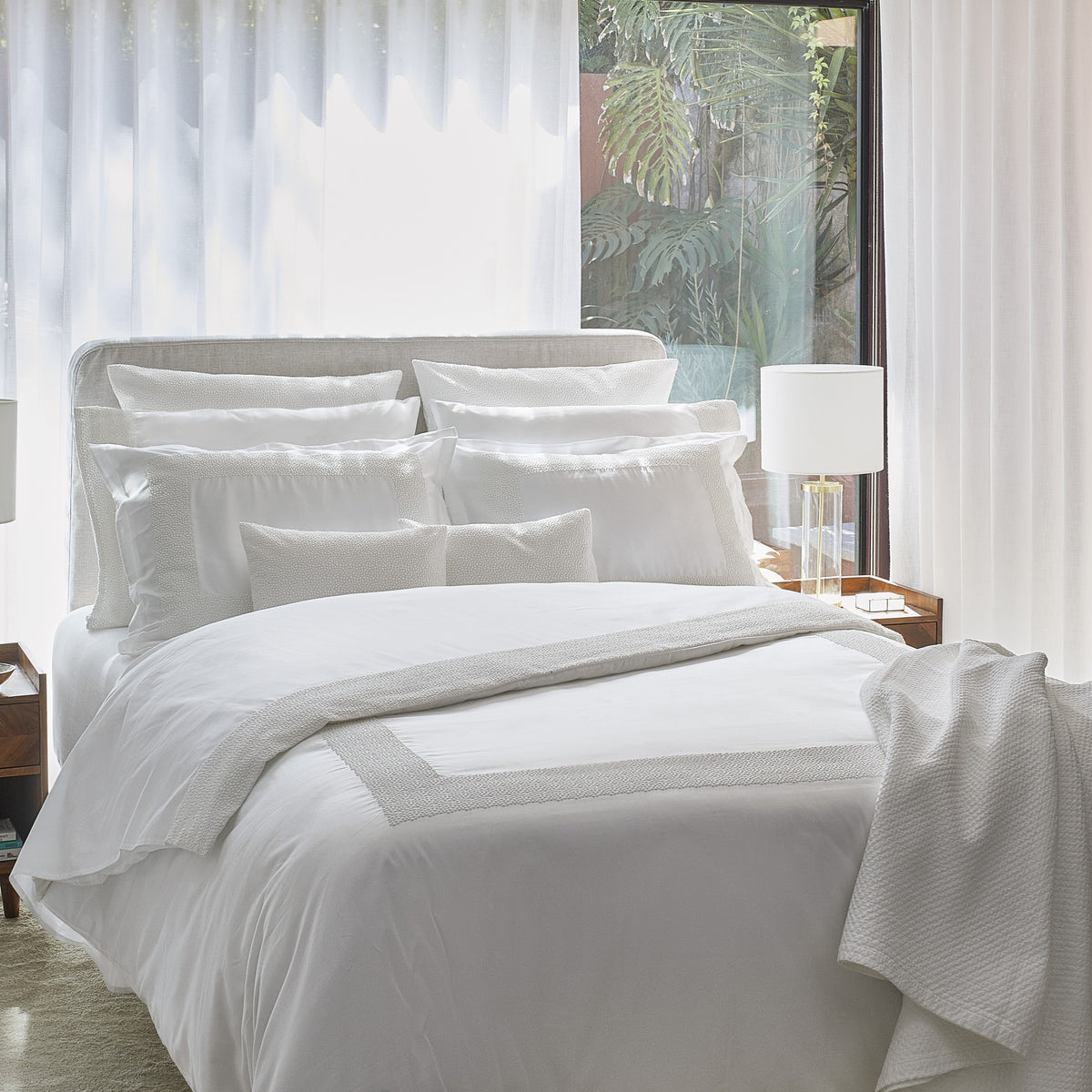 Bovi Pearls main image with Selena coverlet