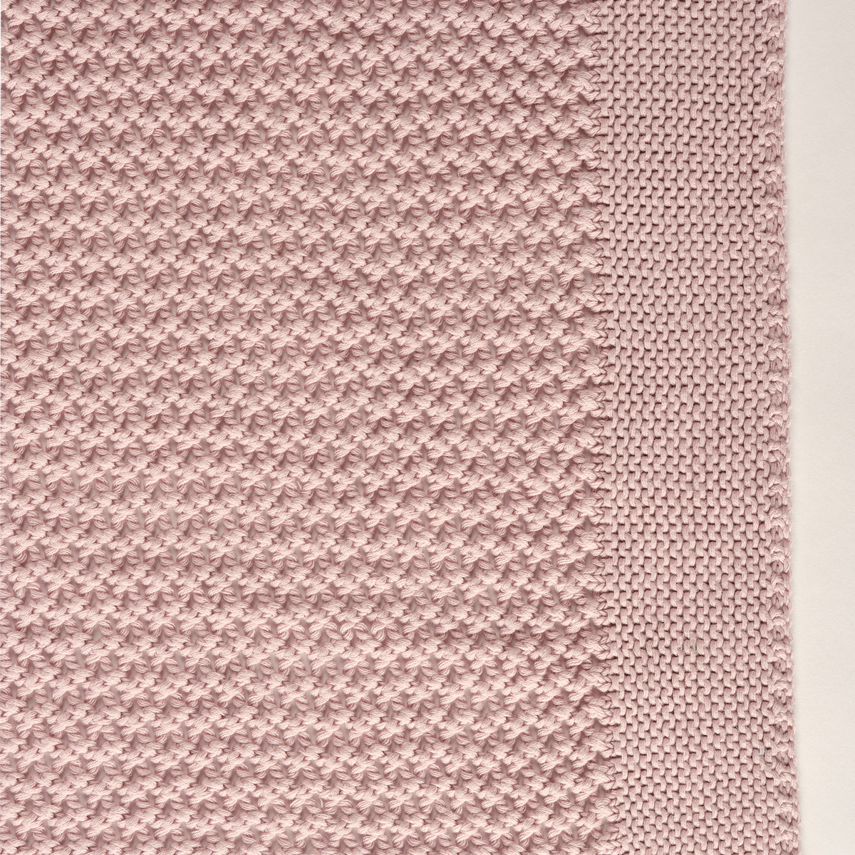 Swatch Sample of Celso de Lemos Balade Throw in Nuage Rose Color