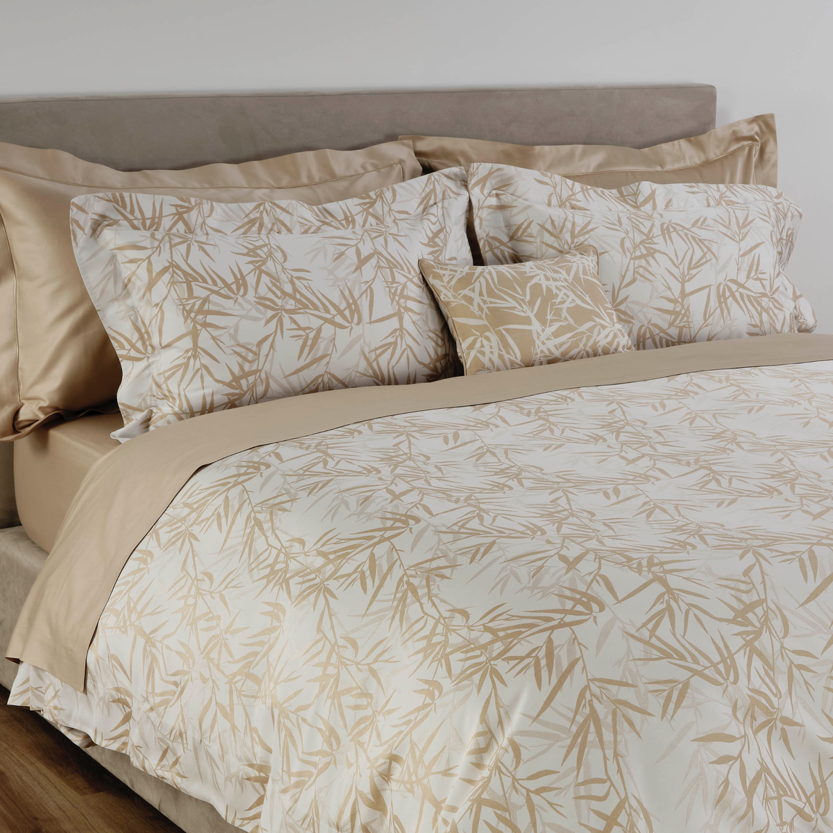 Celso de Lemos Bamboo Bedding Sheets And Pillows Powder