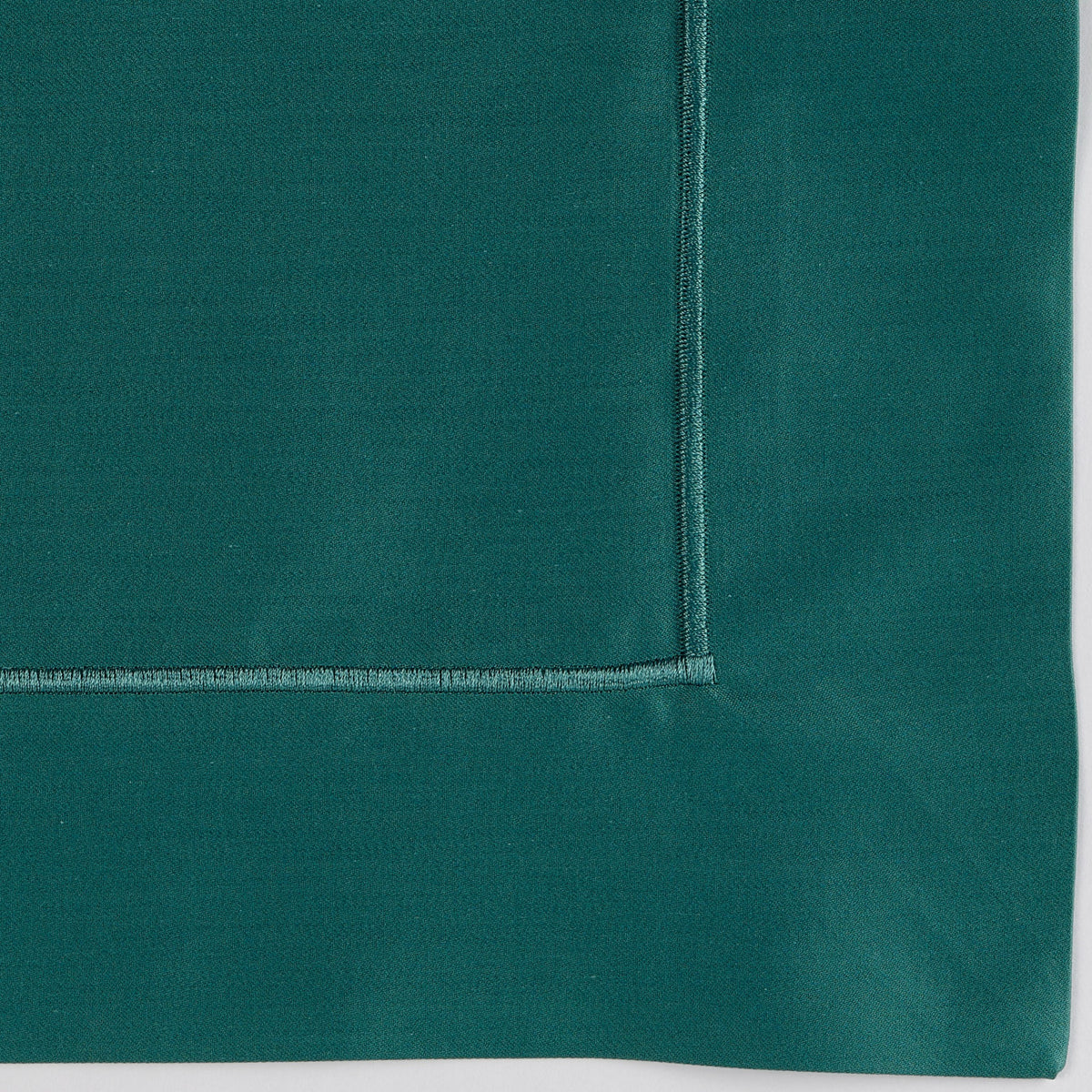 Closeup of Fabric of Celso de Lemos Bourdon Bedding Martin Color