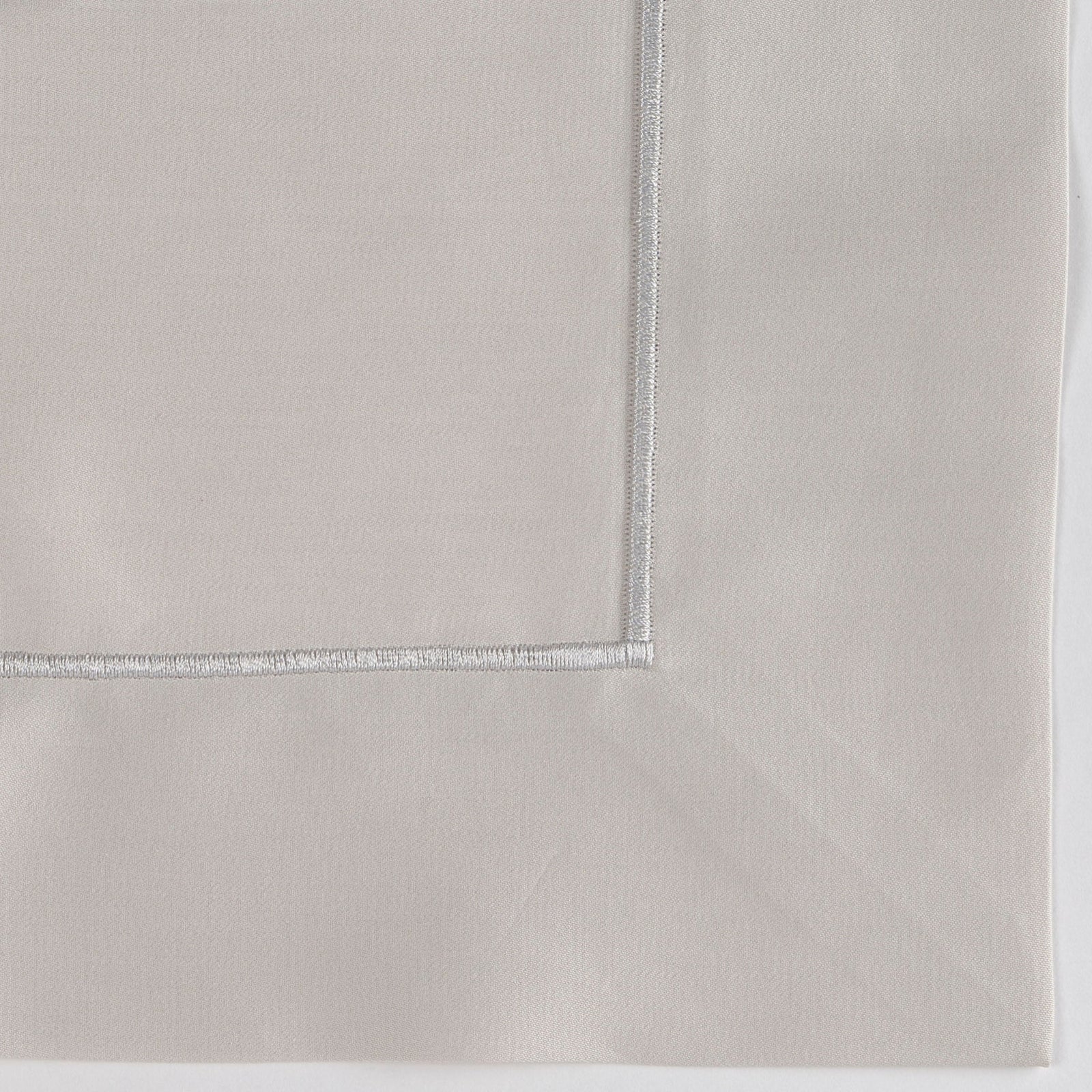 Celso de Lemos Bourdon Bedding Collection with Nacre Swatch