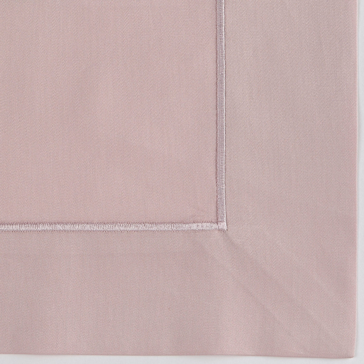 Closeup of Fabric of Celso de Lemos Bourdon Bedding Nuage Rose Color