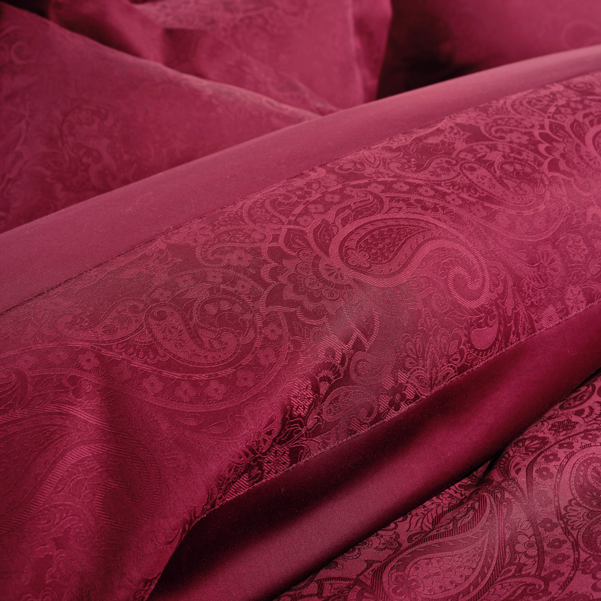 Pattern Detail of Celso de Lemos Joanne Collection in Rubis Color