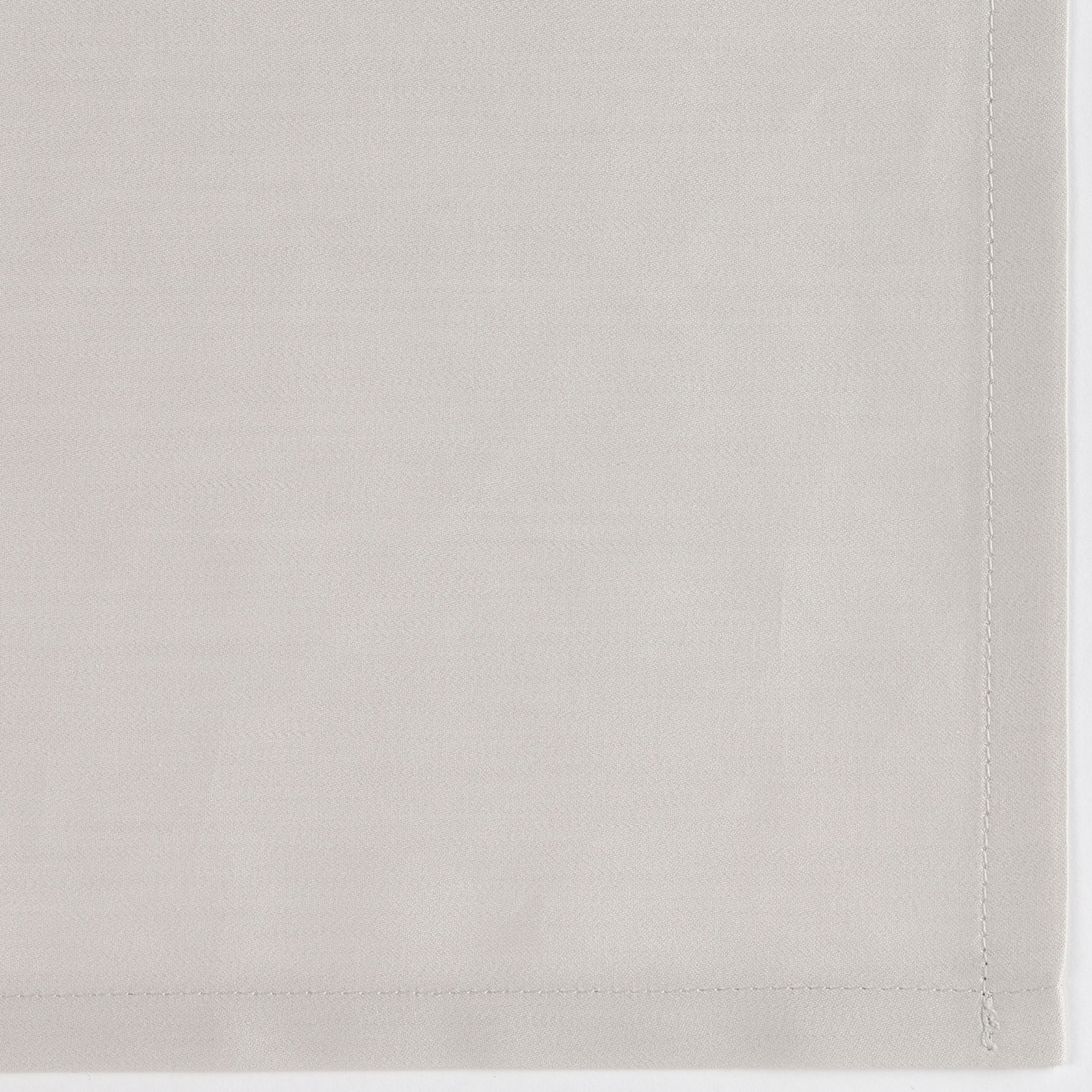 Full Bed Dressed in Celso de Lemos Secret Bedding with Nacre Colored Swatch