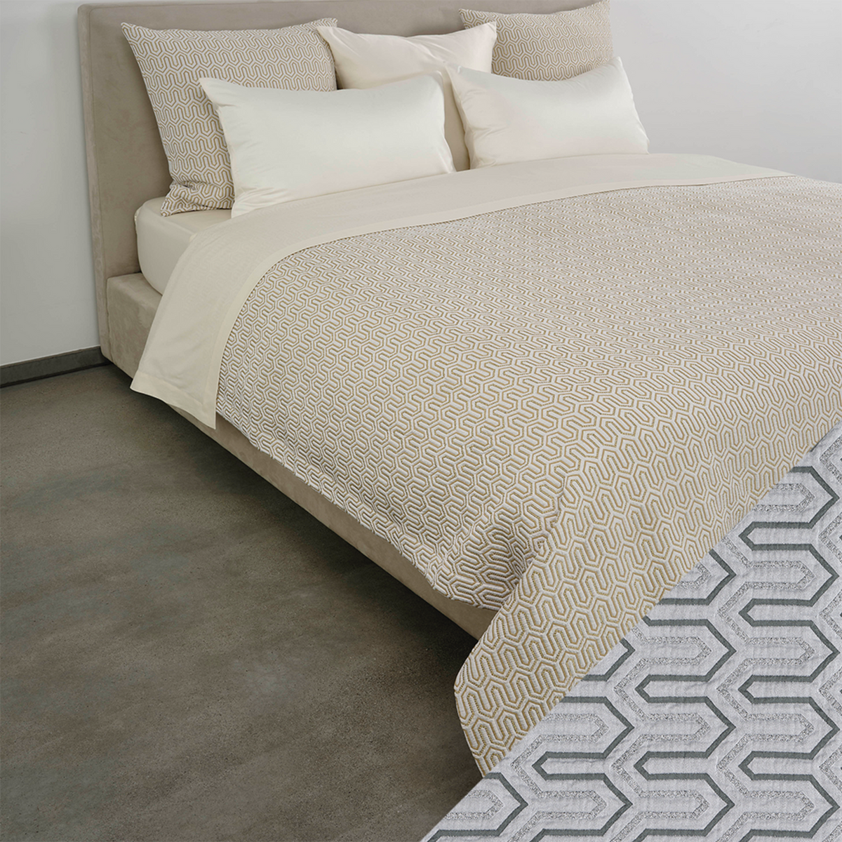 Celso de Lemos Vendome Bedding Collection with Silver Swatch