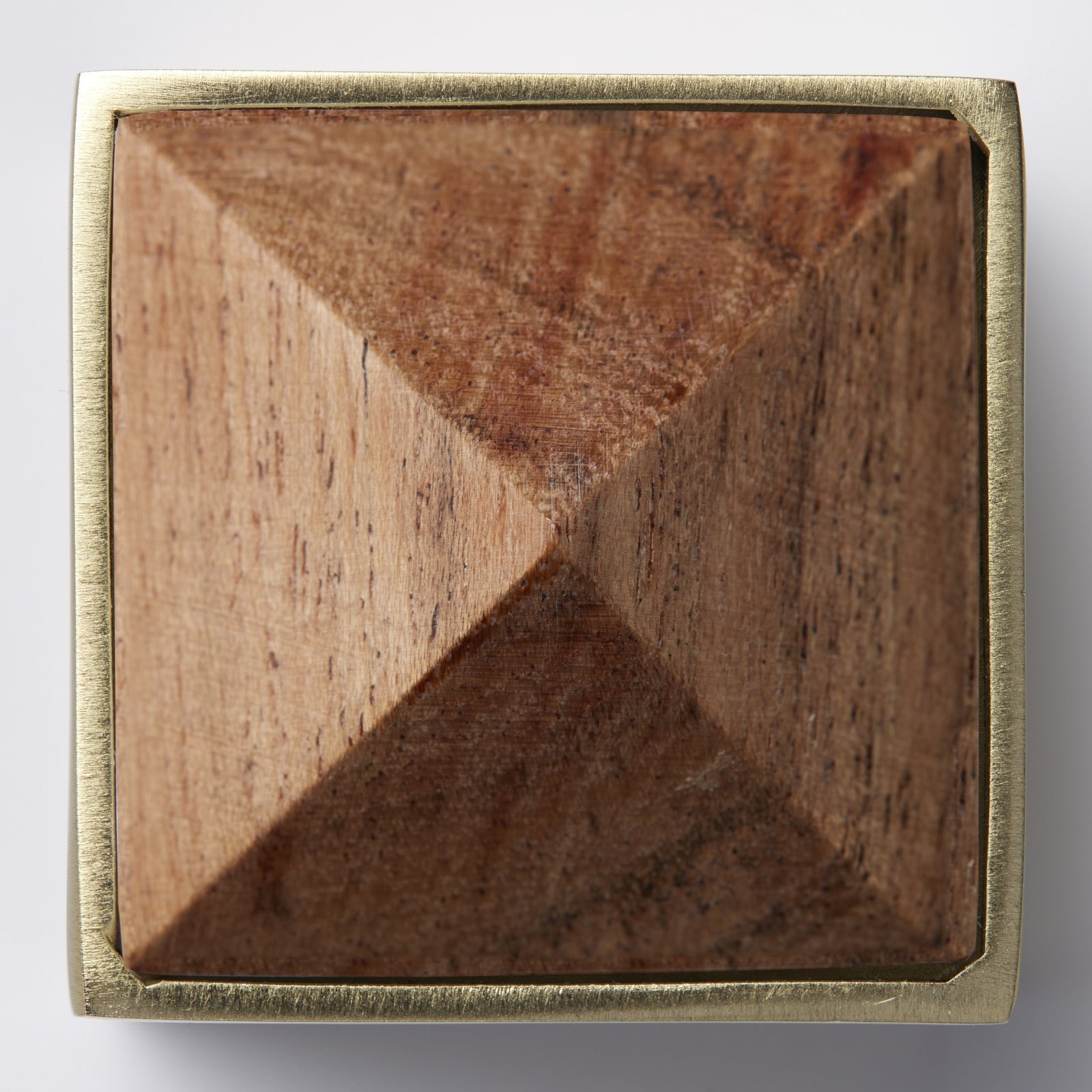 Clear Image of Sferra Cestia Napkin Rings in Gold/Wood Accent