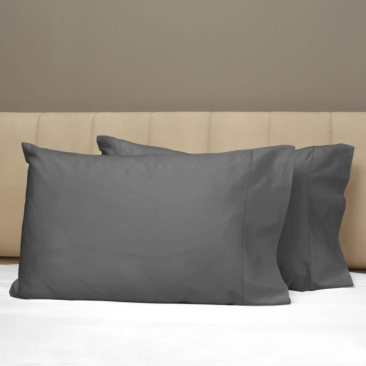 Closeup View of Signoria Raffaello Pillowcases in Lead Grey Color