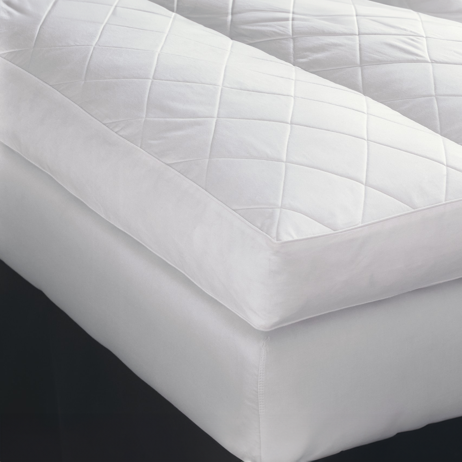 Downright Classic Featherbeds on a Mattress