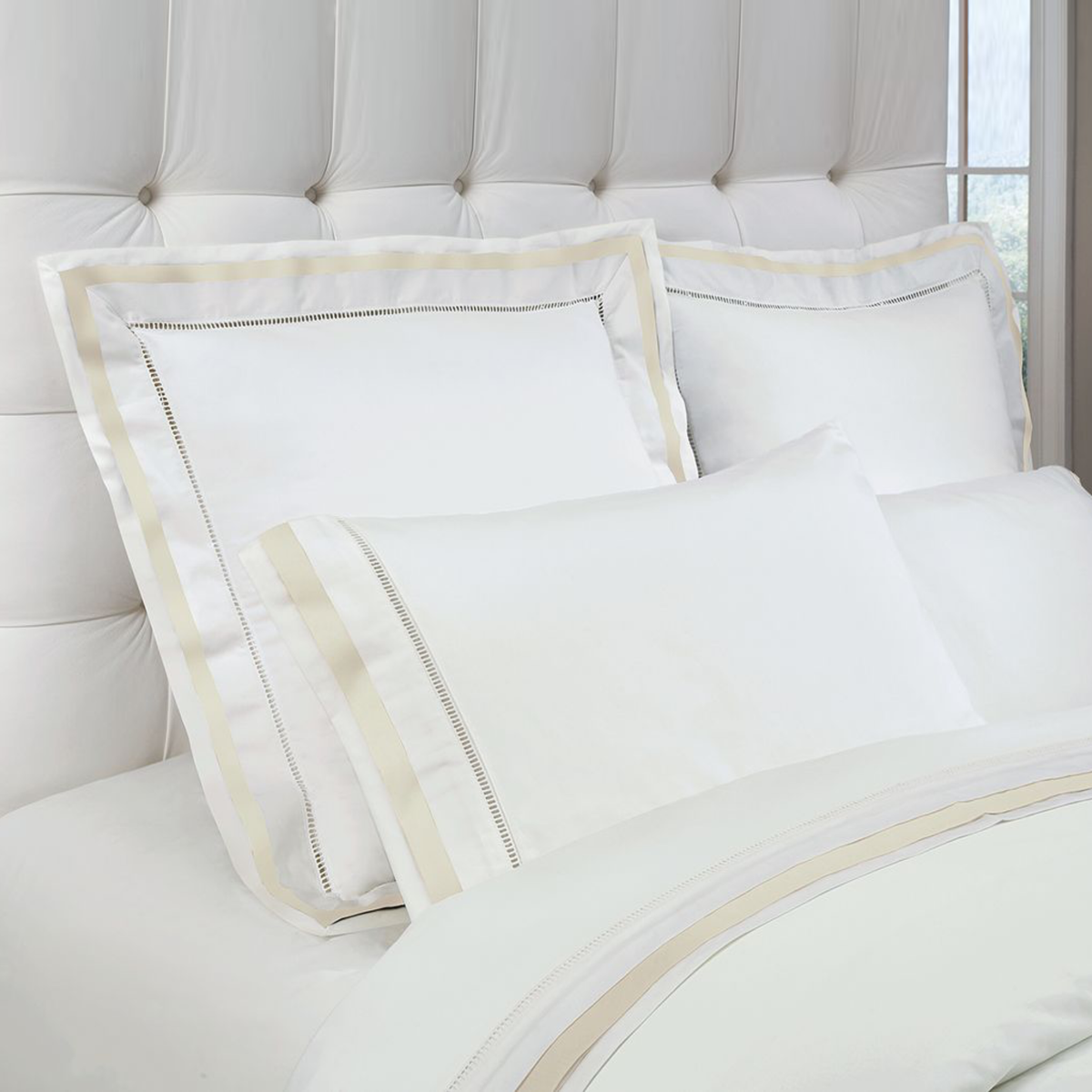 Lifestyle View of Downtown Company Chelsea Bedding in White Ivory Color