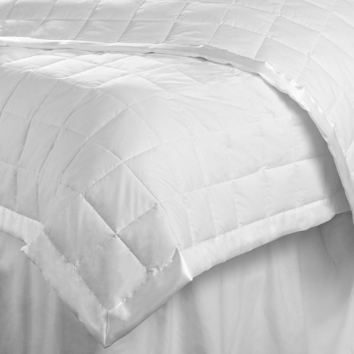 Closeup Image of Downtown Company Alpine Loft Quilted Comforter