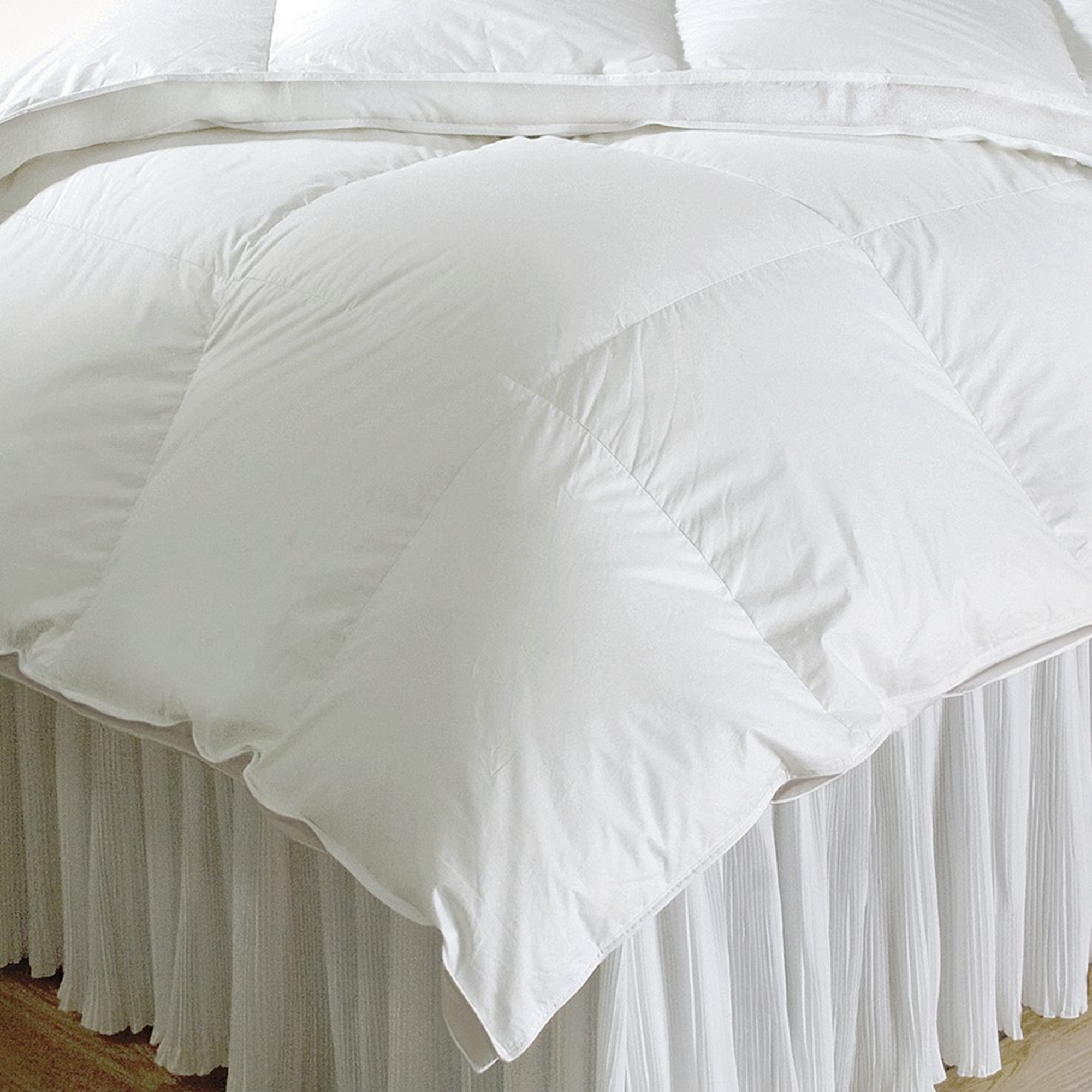 Closeup Image of Downtown Company Regency Hungarian White Goose Down Comforter