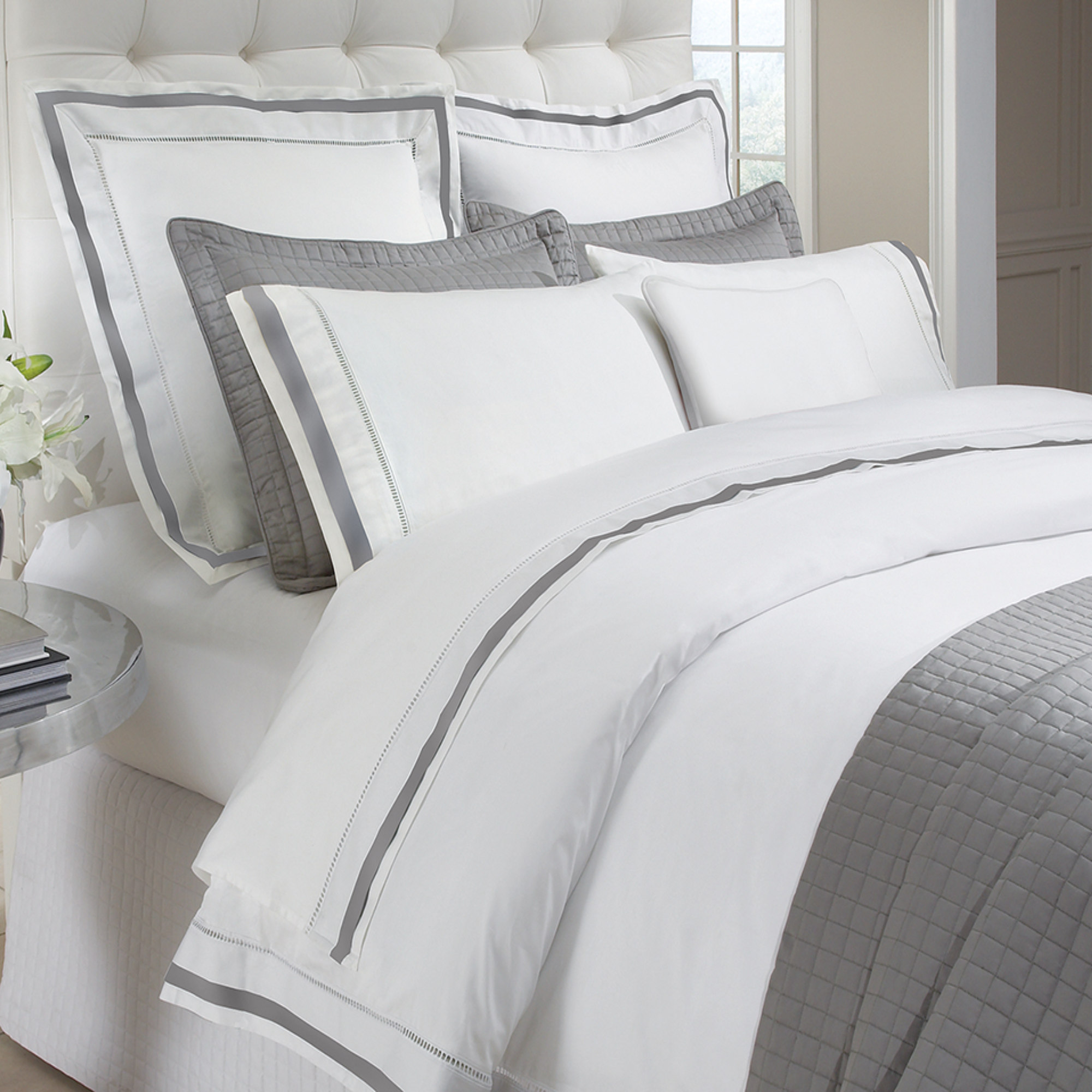 Full Bed in Downtown Company Urban Quilted Coverlets and Shams in Gray Color with Coordinate