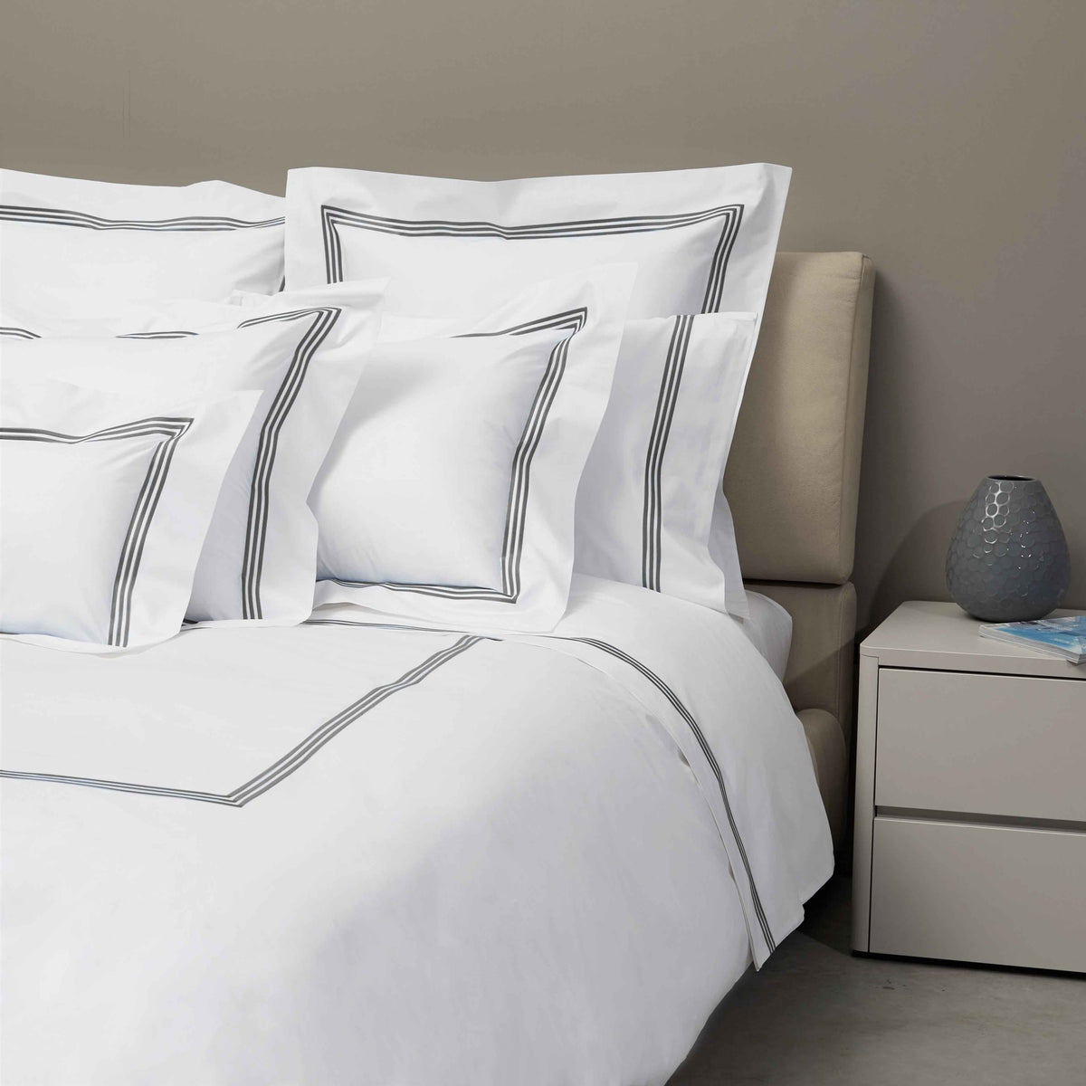 Bed Dressed in Signoria Platinum Percale Bedding in White/Lead Grey Color