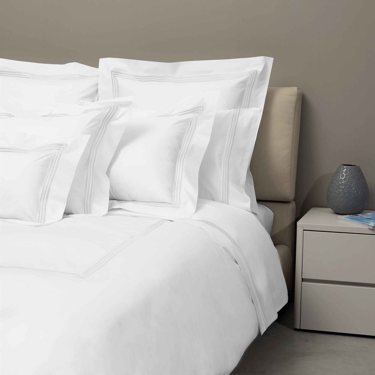 Bed Dressed in Signoria Platinum Percale Bedding in White/White Color