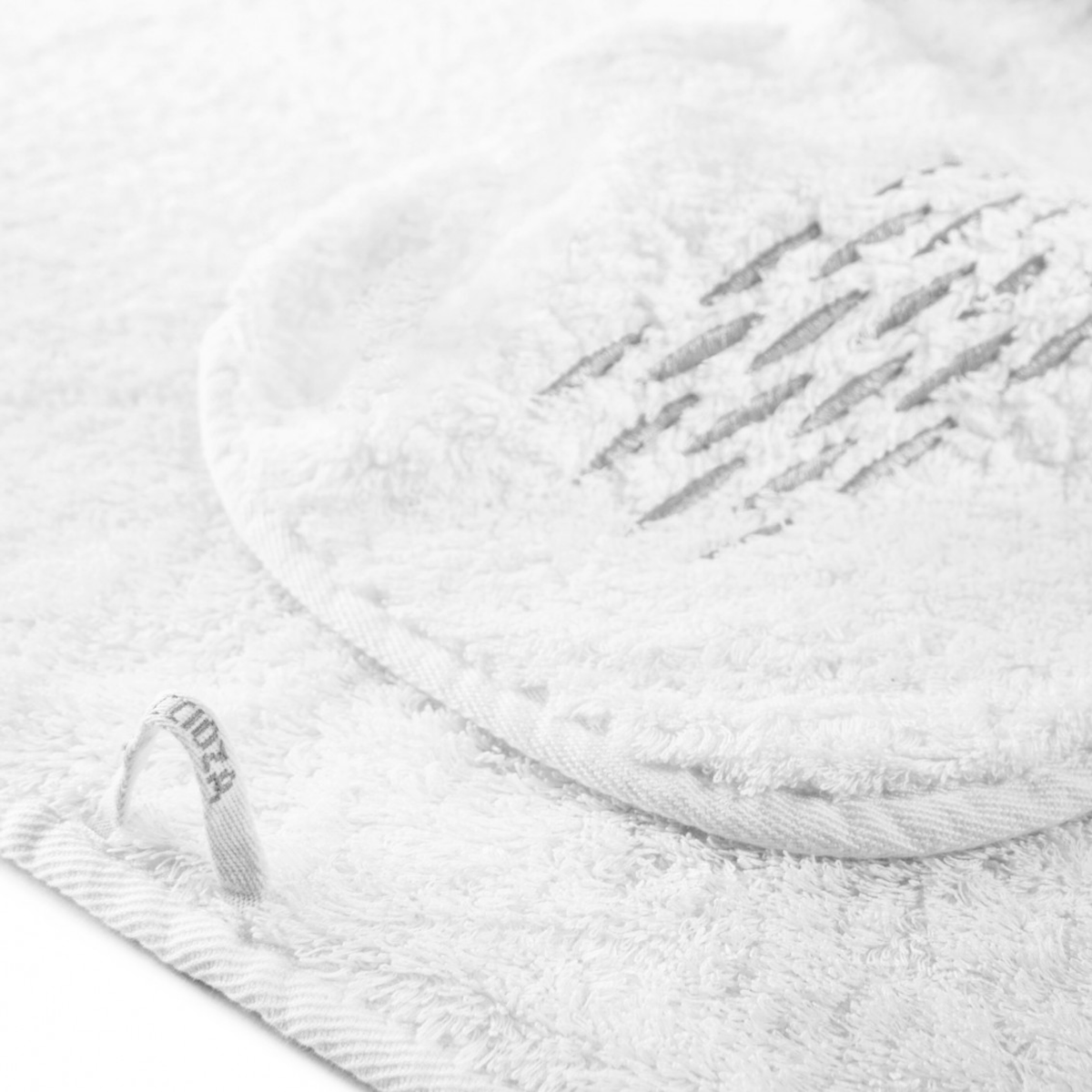 Graccioza Alhambra Bath Towel Closeup of White Silver  Color and Hanging Loop