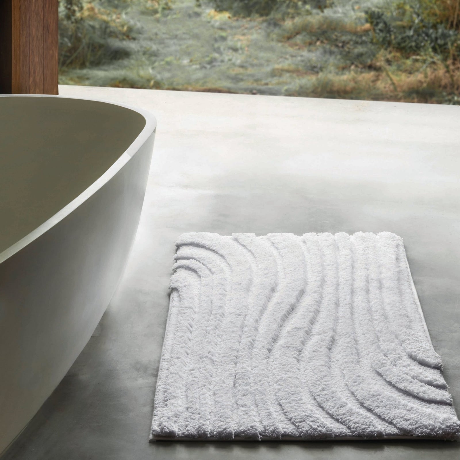 Lifestyle Shot of Graccioza Linea Bath Rug