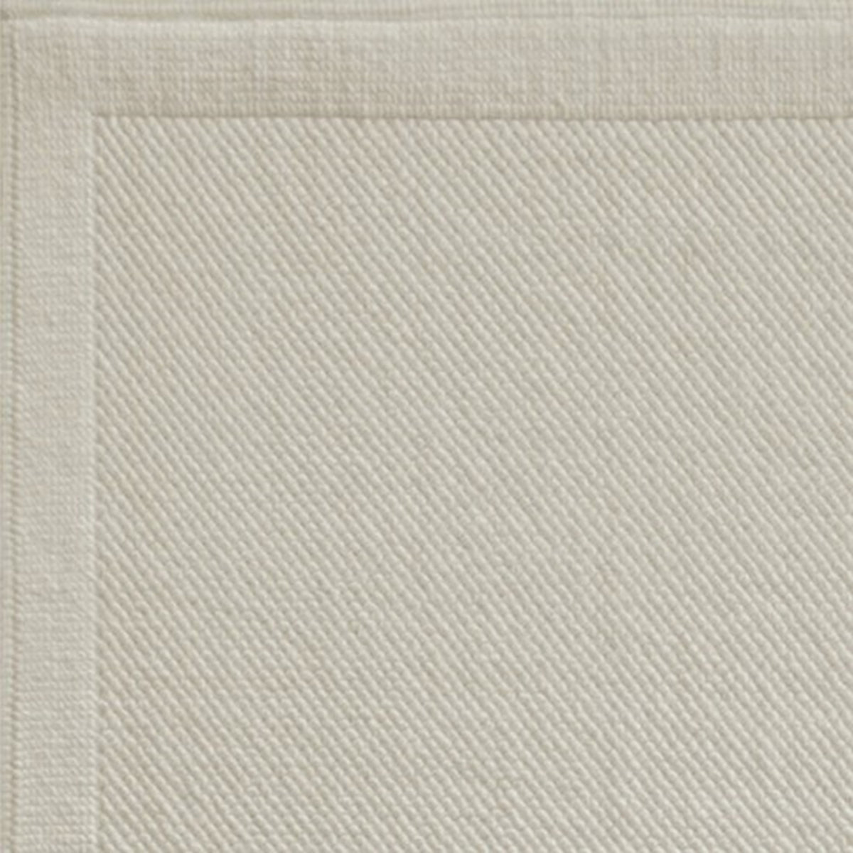 Swatch Sample of Graccioza Pearls Bath Towels and Rugs in Color Fog