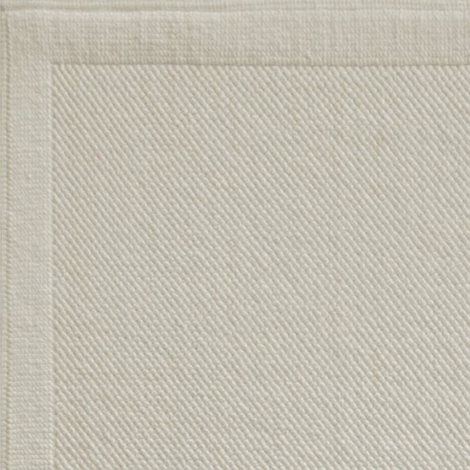 Silo Image of Graccioza Pearls Bath Towels in Color Fog