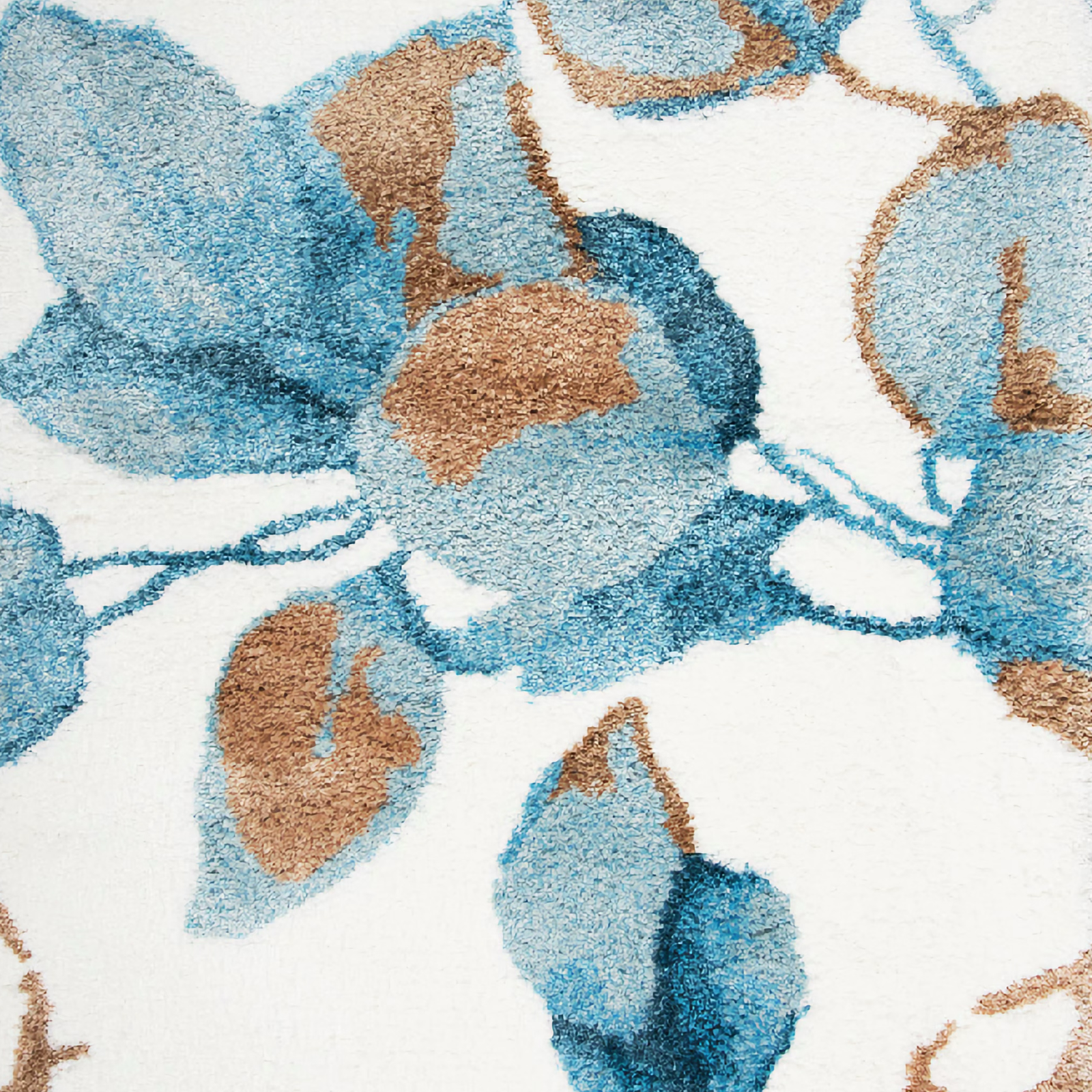 Graccioza Suave Bath Rug with Egoist bath towels