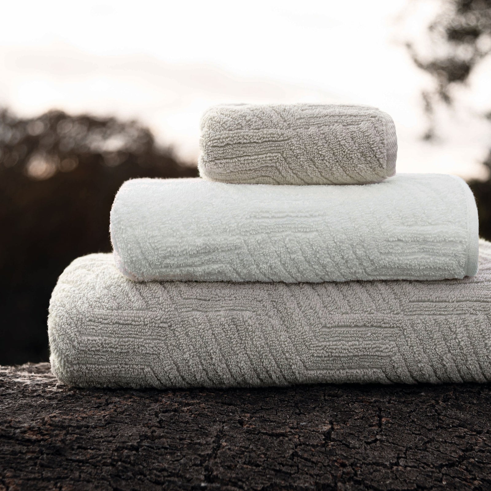 Folded Image of Graccioza Villari Bath Towels