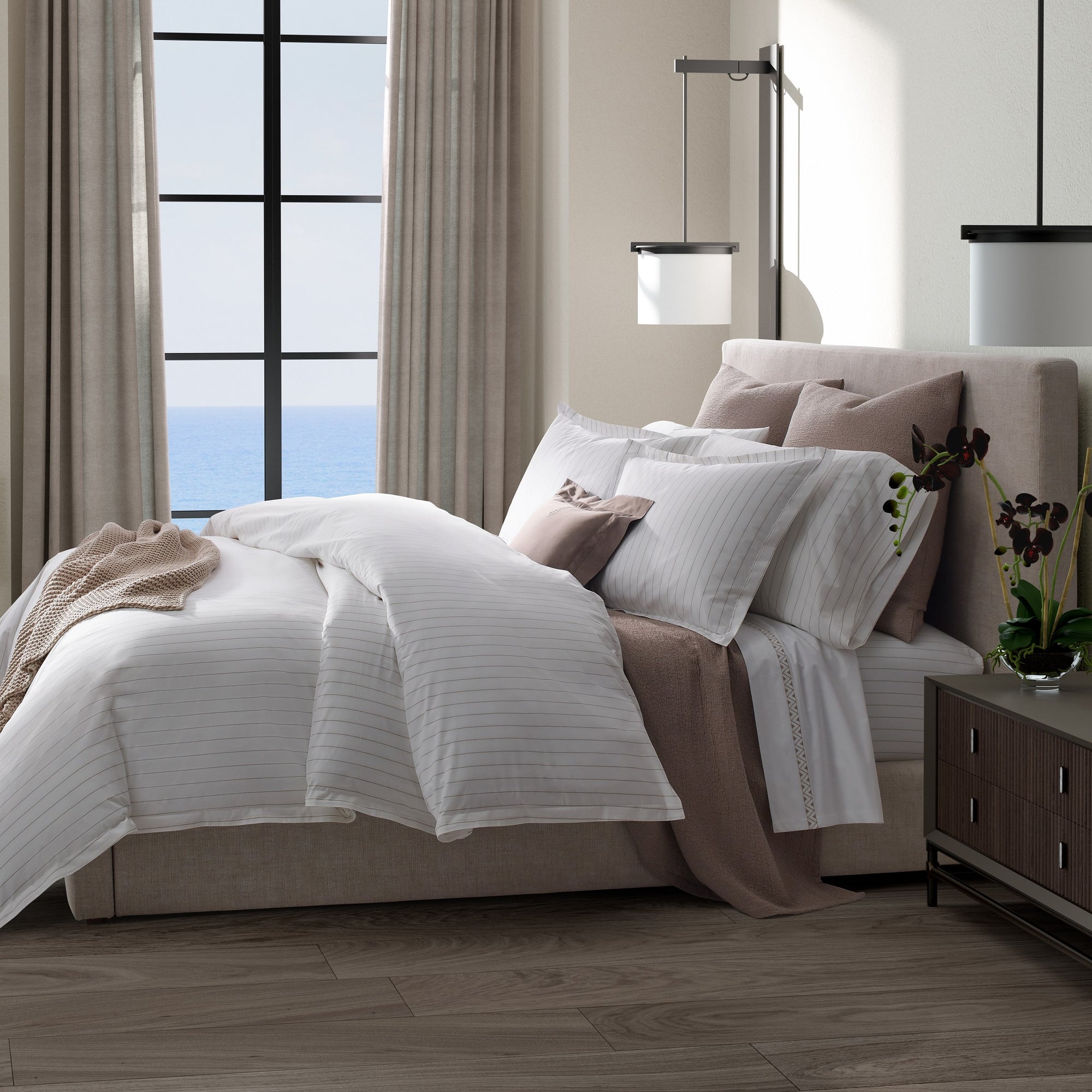 Horizontal Image of Matouk Amalfi Bedding