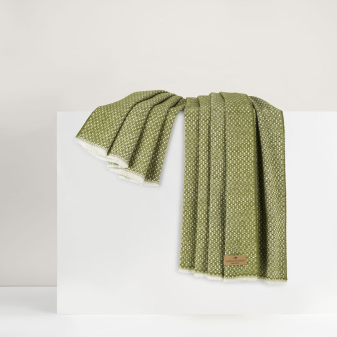 Lands Downunder Hudson Valley Throw in Fern color
