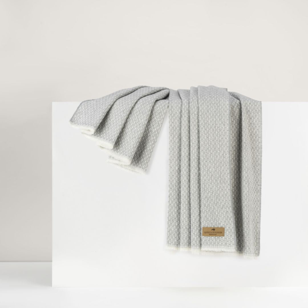 Lands Downunder Hudson Valley Throw in Light Gray color