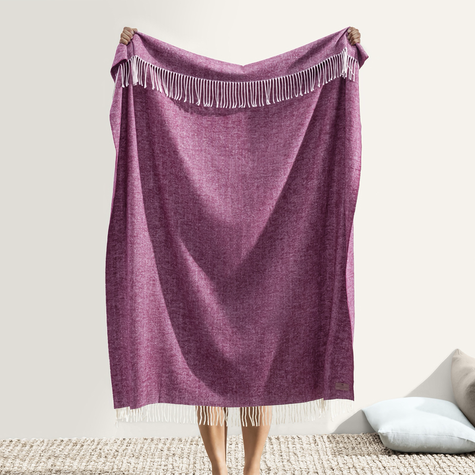 Lands Downunder Italian Herringbone Throw in Allium Color