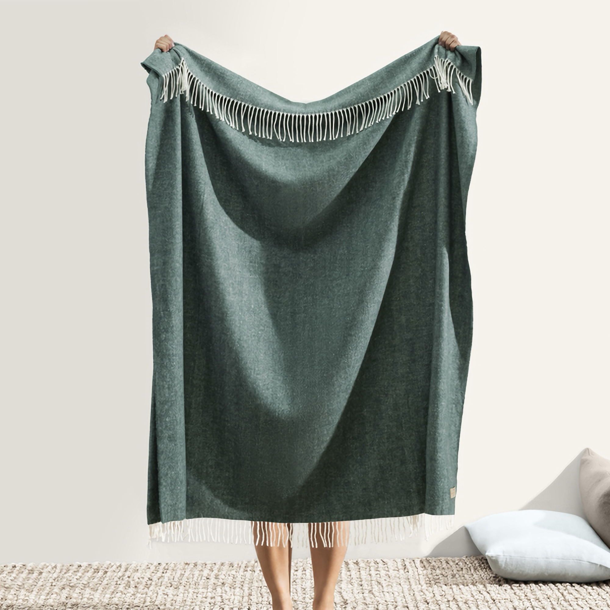 Hanging Lands Downunder Italian Herringbone Throw in Pine Color