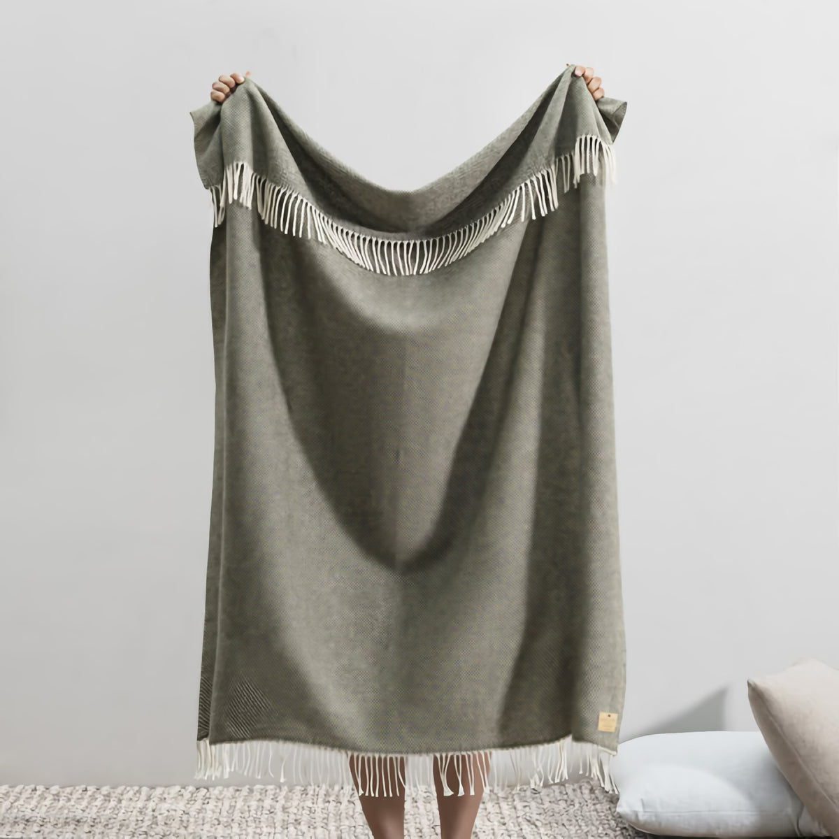 Hanging Lands Downunder Juno Cashmere Throw in Chive color